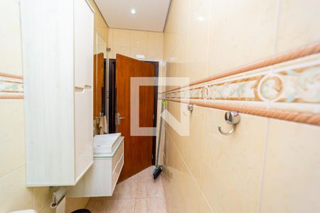 Casa à venda com 250m², 3 quartos e 5 vagas Casa à venda com 250m², 3 quartos e 5 vagasBanheiro 2