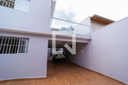 Casa à venda com 250m², 3 quartos e 5 vagas Casa à venda com 250m², 3 quartos e 5 vagasGaragem