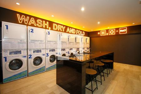 Studio à venda com 32m², 1 quarto e sem vaga Studio à venda com 32m², 1 quarto e sem vagaÁrea Comum - Lavanderia