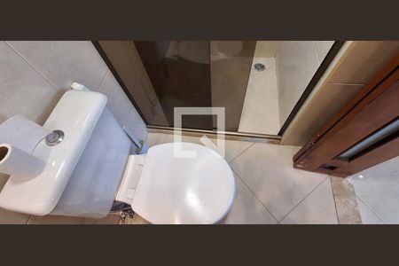 Apartamento à venda com 63m², 2 quartos e 1 vaga Apartamento à venda com 63m², 2 quartos e 1 vagaBanheiro