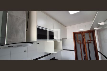 Apartamento à venda com 63m², 2 quartos e 1 vaga Apartamento à venda com 63m², 2 quartos e 1 vagaCozinha