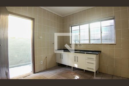 Casa à venda com 115m², 2 quartos e 1 vaga Casa à venda com 115m², 2 quartos e 1 vagaCozinha