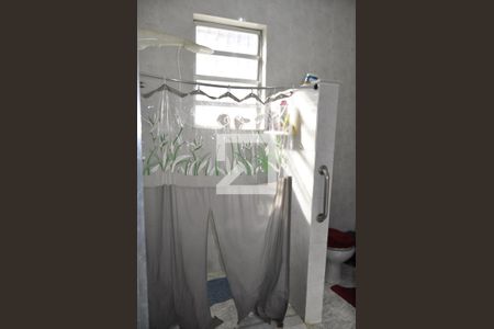 Casa à venda com 93m², 2 quartos e 3 vagasBanheiro