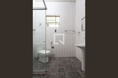 Casa à venda com 350m², 3 quartos e 2 vagas Casa à venda com 350m², 3 quartos e 2 vagasBanheiro Social 1