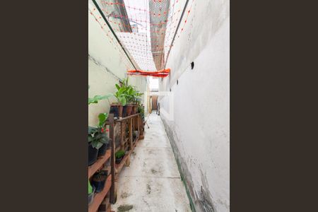 Casa à venda com 350m², 3 quartos e 2 vagas Casa à venda com 350m², 3 quartos e 2 vagasEdícula - Entrada