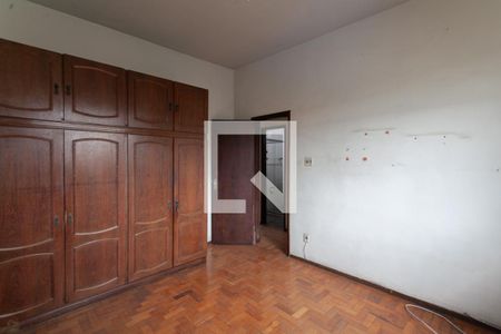 Casa à venda com 350m², 3 quartos e 2 vagas Casa à venda com 350m², 3 quartos e 2 vagasQuarto 3