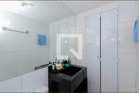 Apartamento para alugar com 64m², 2 quartos e 1 vagaBanheiro
