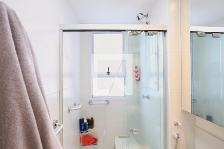 Apartamento à venda com 115m², 4 quartos e 3 vagas Apartamento à venda com 115m², 4 quartos e 3 vagasBanheiro da Suíte