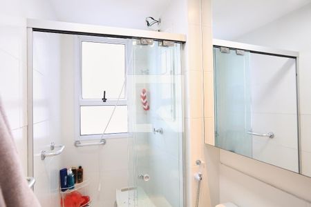 Apartamento à venda com 115m², 4 quartos e 3 vagas Apartamento à venda com 115m², 4 quartos e 3 vagasBanheiro da Suíte