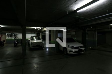 Apartamento à venda com 115m², 4 quartos e 3 vagas Apartamento à venda com 115m², 4 quartos e 3 vagasEstacionamento