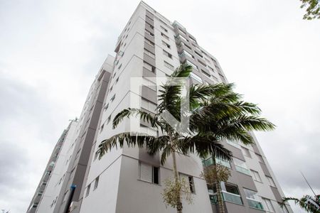 Apartamento à venda com 115m², 4 quartos e 3 vagas Apartamento à venda com 115m², 4 quartos e 3 vagasFachada