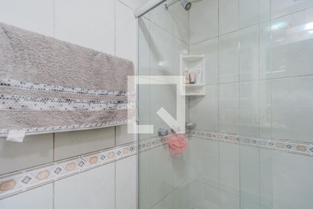 Casa de condomínio à venda com 240m², 4 quartos e 2 vagasBanheiro 3