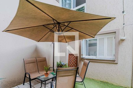 Casa de condomínio à venda com 240m², 4 quartos e 2 vagasÁrea Externa