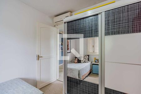 Casa de condomínio à venda com 240m², 4 quartos e 2 vagasQuarto 2