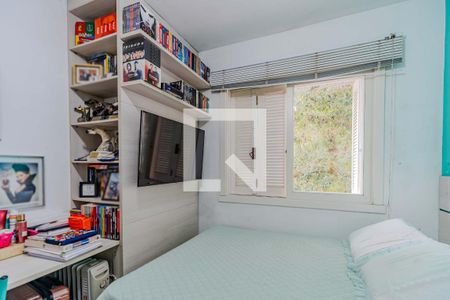 Casa de condomínio à venda com 240m², 4 quartos e 2 vagasQuarto 3