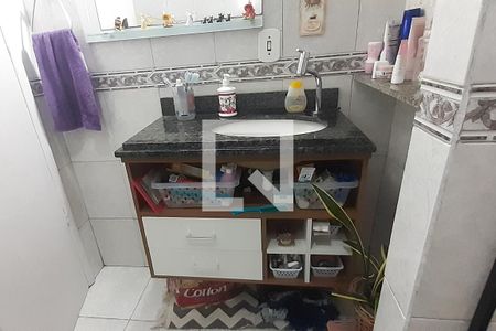Casa à venda com 150m², 4 quartos e 1 vagaBanheiro 1
