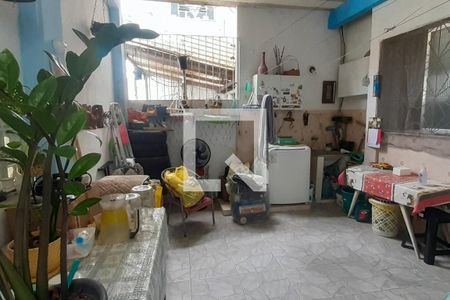 Casa à venda com 150m², 4 quartos e 1 vagaÁrea de Serviço 1
