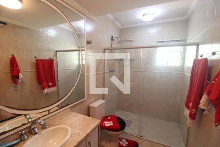 Casa à venda com 299m², 3 quartos e 3 vagasBanheiro 2