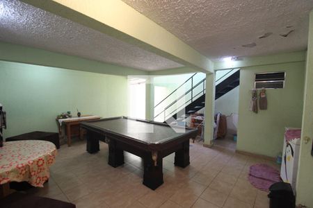 Casa à venda com 299m², 3 quartos e 3 vagasÁrea de Serviço