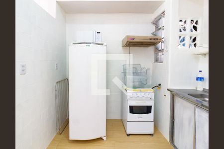 Cozinha de kitnet/studio para alugar com 1 quarto, 27m² em Botafogo, Rio de Janeiro