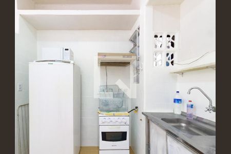 Cozinha de kitnet/studio para alugar com 1 quarto, 27m² em Botafogo, Rio de Janeiro