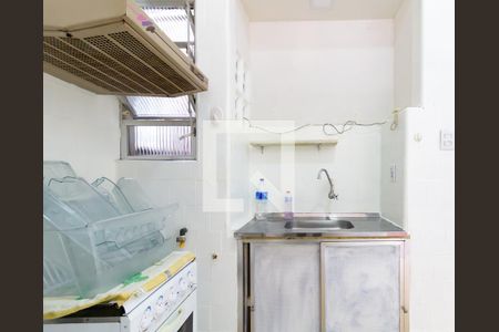 Cozinha de kitnet/studio para alugar com 1 quarto, 27m² em Botafogo, Rio de Janeiro