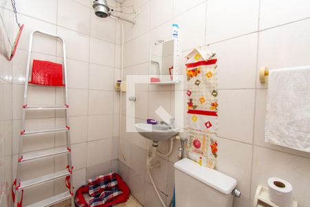 Casa à venda com 115m², 2 quartos e 2 vagas Casa à venda com 115m², 2 quartos e 2 vagasBanheiro de serviço