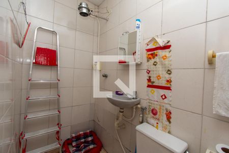 Casa à venda com 115m², 2 quartos e 2 vagas Casa à venda com 115m², 2 quartos e 2 vagasBanheiro de serviço