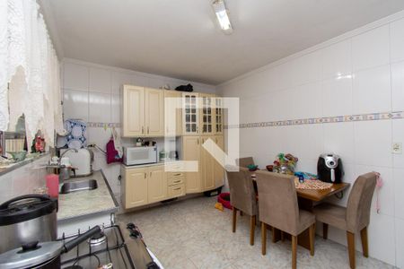 Casa à venda com 115m², 2 quartos e 2 vagas Casa à venda com 115m², 2 quartos e 2 vagasCozinha