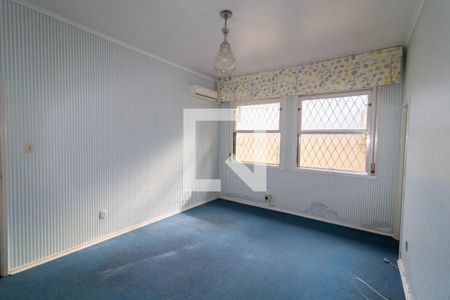 Casa à venda com 480m², 4 quartos e 2 vagasSuíte 1