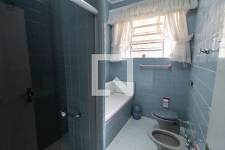 Casa à venda com 480m², 4 quartos e 2 vagasBanheiro