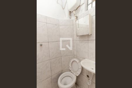 Casa para alugar com 185m², 2 quartos e 4 vagasBanheiro 2  