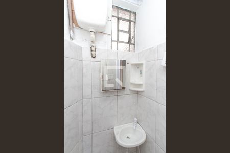 Casa para alugar com 185m², 2 quartos e 4 vagasBanheiro 2  