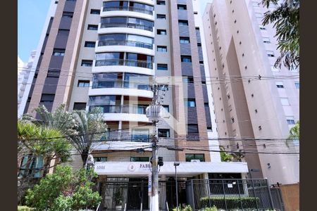 Apartamento à venda com 200m², 3 quartos e 4 vagasFachada