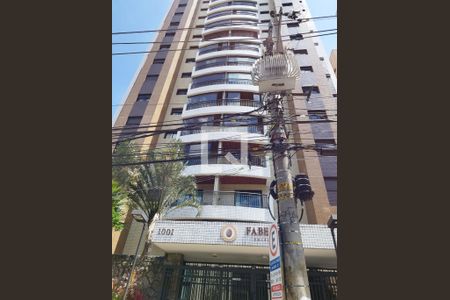 Apartamento à venda com 200m², 3 quartos e 4 vagasFachada