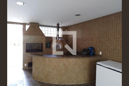 Apartamento à venda com 200m², 3 quartos e 4 vagasChurrasqueira