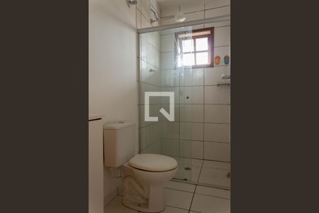 Casa à venda com 250m², 5 quartos e 5 vagasBanheiro da Suíte 1