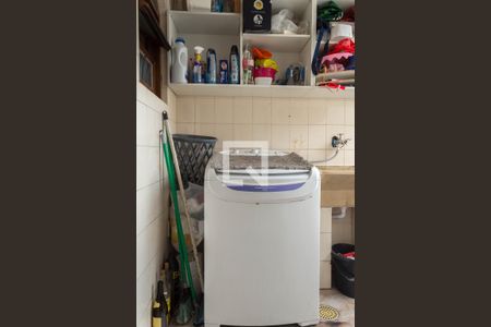 Casa à venda com 250m², 5 quartos e 5 vagasÁrea de Serviço