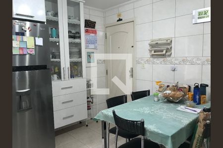 Apartamento à venda com 120m², 3 quartos e 2 vagasCozinha 