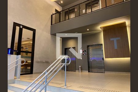 Studio à venda com 24m², 1 quarto e 1 vaga Studio à venda com 24m², 1 quarto e 1 vagaHall social