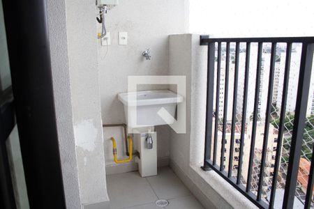 Studio à venda com 24m², 1 quarto e 1 vaga Studio à venda com 24m², 1 quarto e 1 vagaVaranda