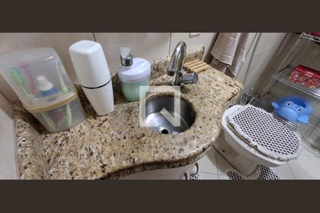 Casa à venda com 201m², 4 quartos e 4 vagasBanheiro Social 2