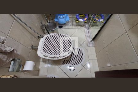 Casa à venda com 201m², 4 quartos e 4 vagasBanheiro Social 2