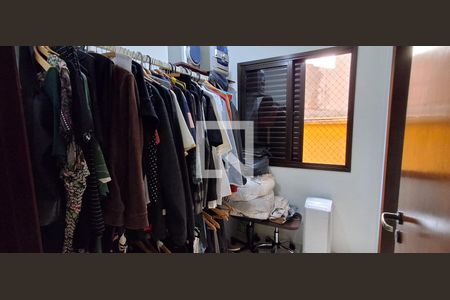 Casa à venda com 201m², 4 quartos e 4 vagasCloset 