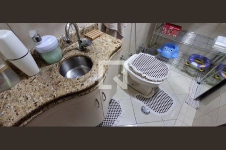 Casa à venda com 201m², 4 quartos e 4 vagasBanheiro 2