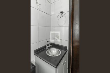 Apartamento para alugar com 55m², 2 quartos e 1 vaga Apartamento para alugar com 55m², 2 quartos e 1 vagaBanheiro