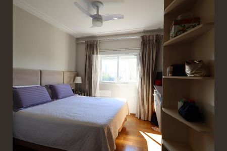 Apartamento à venda com 142m², 3 quartos e 2 vagasSuíte 1