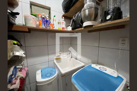 Casa à venda com 84m², 3 quartos e 2 vagasÁrea de Serviço