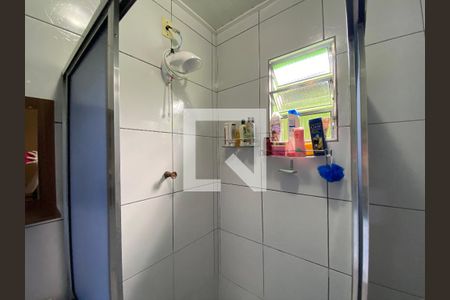 Casa à venda com 84m², 3 quartos e 2 vagasBanheiro