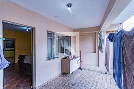Casa para alugar com 80m², 2 quartos e sem vaga Casa para alugar com 80m², 2 quartos e sem vagaVaranda e área de serviço